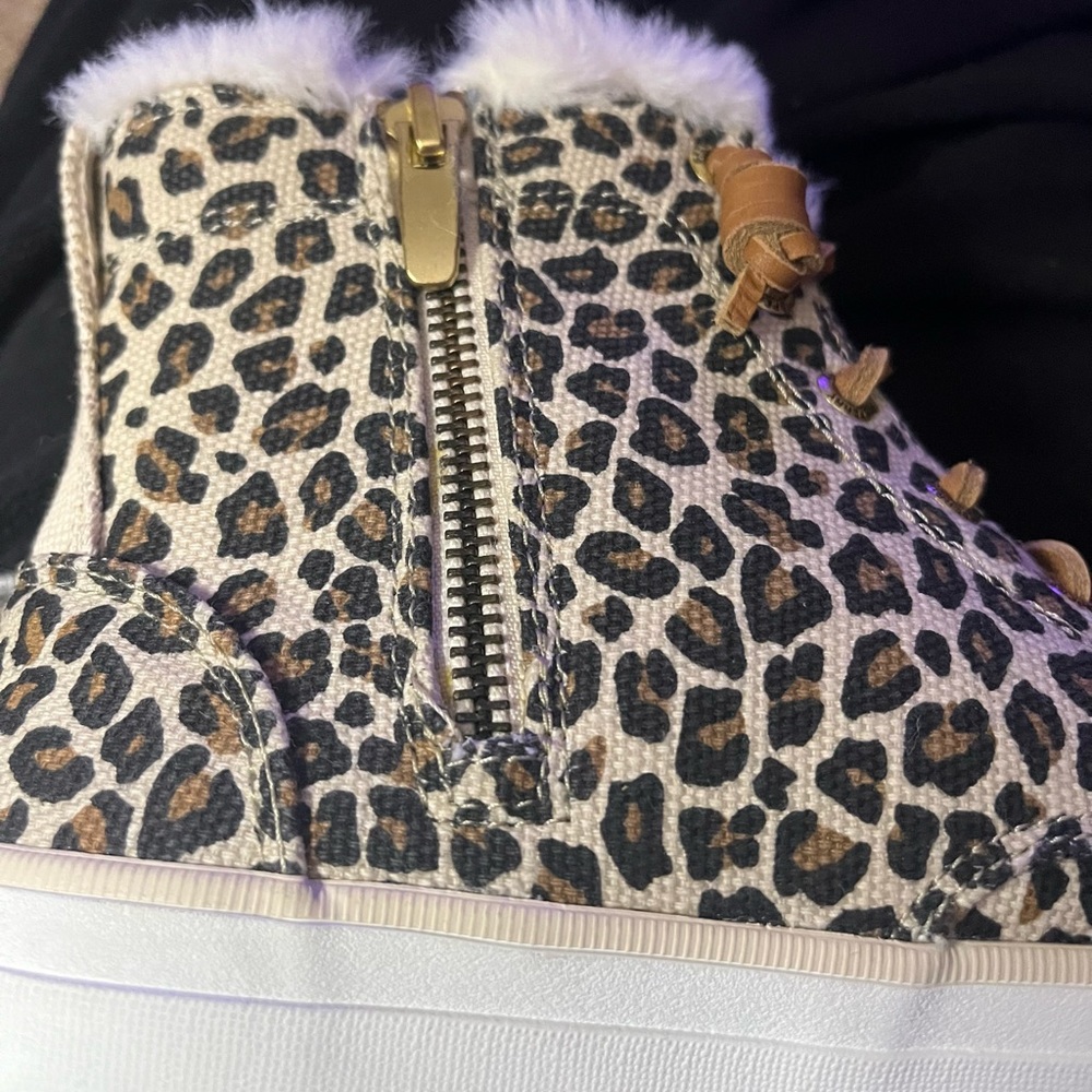 Sperry High Tops. Size 7 New Without Tags. - image 4